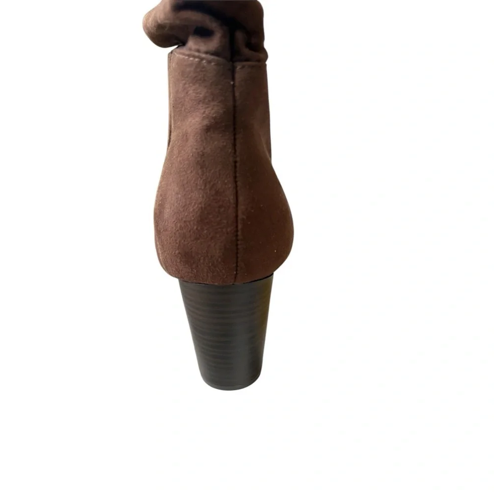 Seychelles Size 8.5 Brown Over the Knee Faux Suede Boots